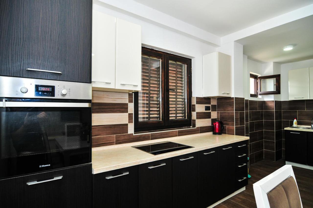 Milosavljevic Apartments ติวัต ภายนอก รูปภาพ