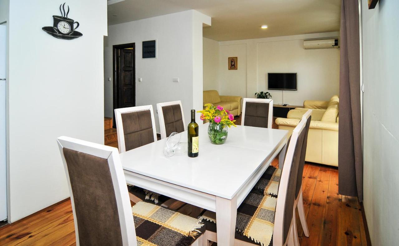 Milosavljevic Apartments ติวัต ภายนอก รูปภาพ