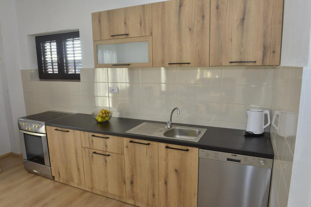 Milosavljevic Apartments ติวัต ภายนอก รูปภาพ