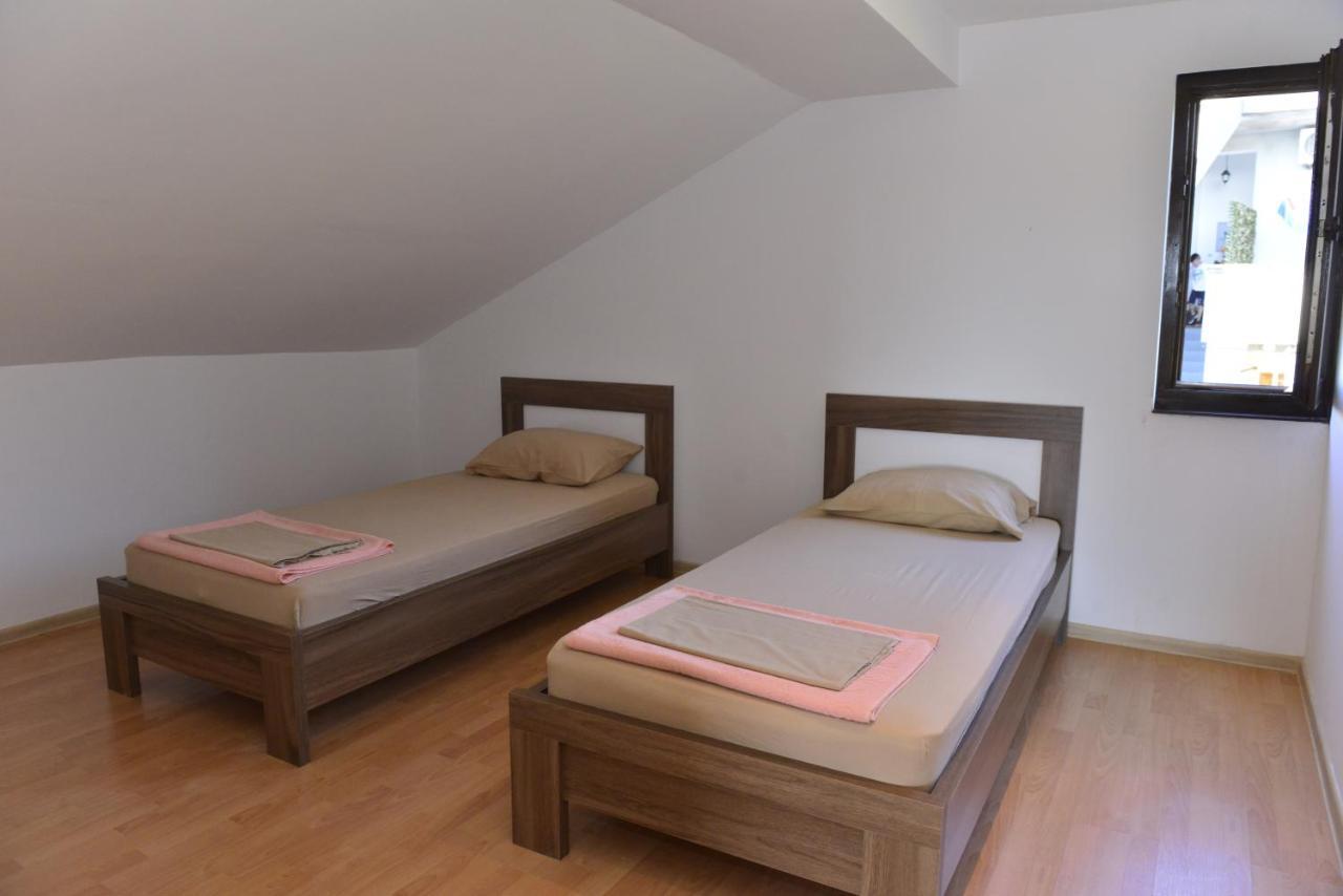 Milosavljevic Apartments ติวัต ภายนอก รูปภาพ