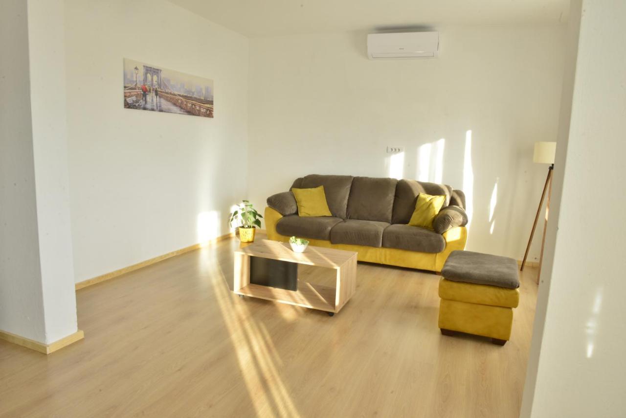 Milosavljevic Apartments ติวัต ภายนอก รูปภาพ