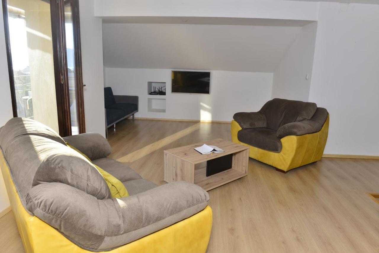 Milosavljevic Apartments ติวัต ภายนอก รูปภาพ