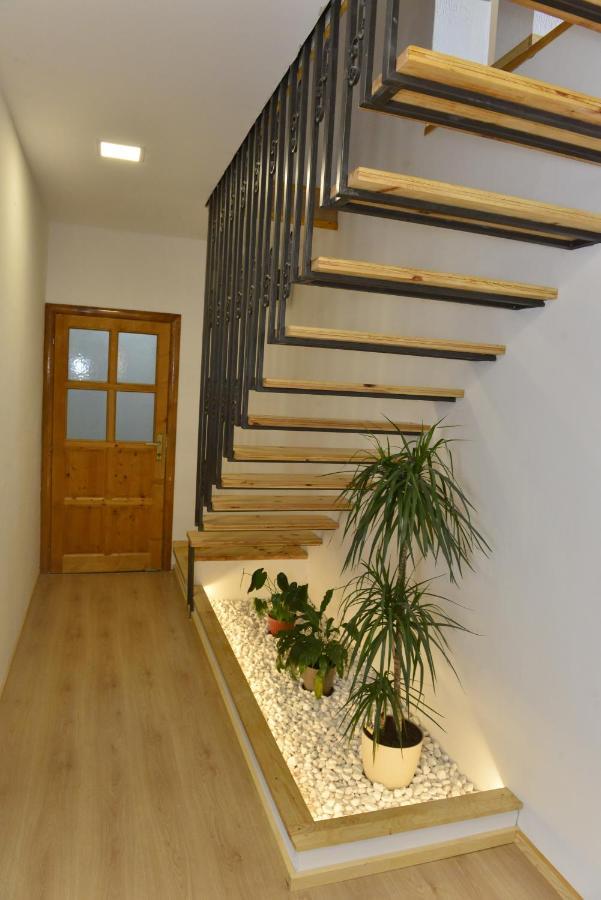 Milosavljevic Apartments ติวัต ภายนอก รูปภาพ
