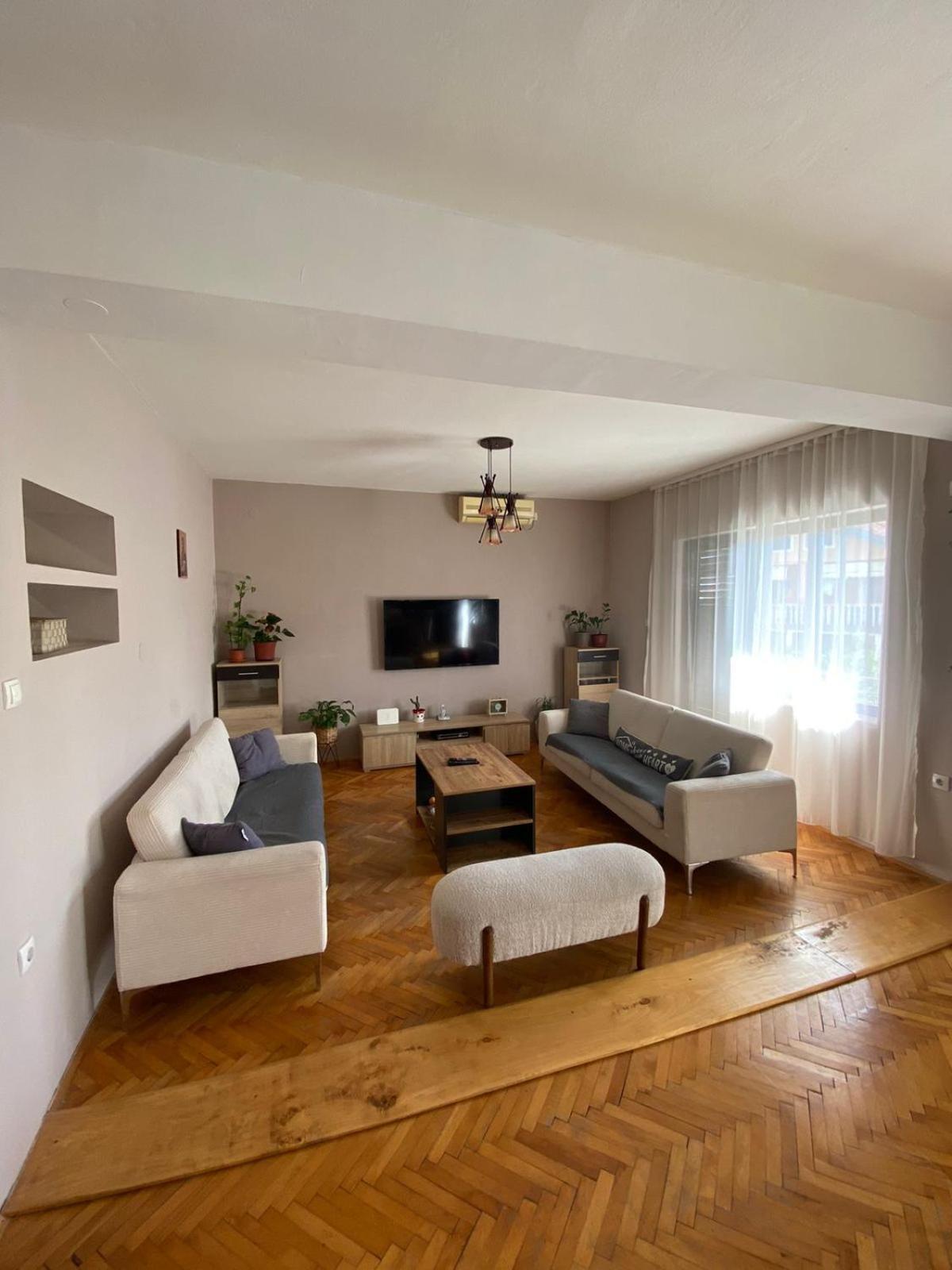 Milosavljevic Apartments ติวัต ภายนอก รูปภาพ