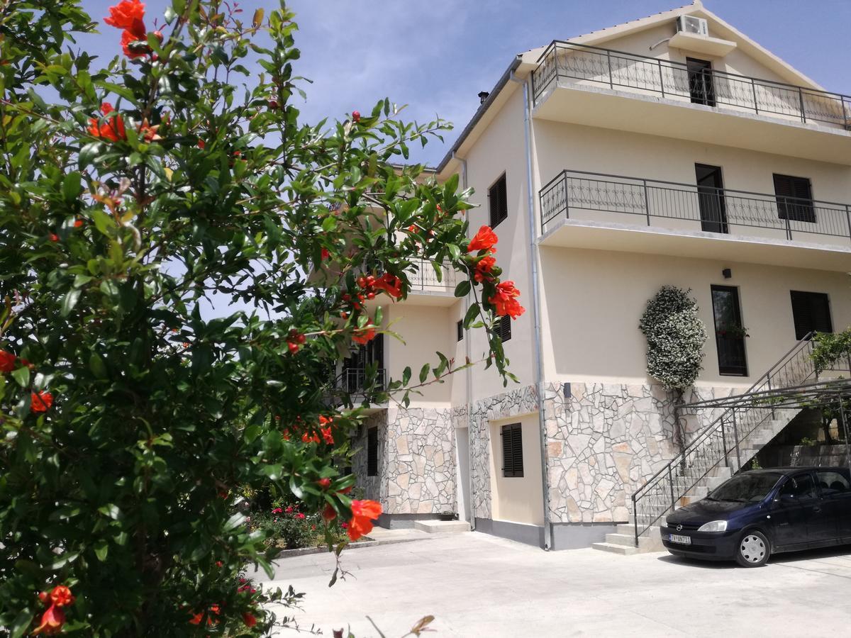Milosavljevic Apartments ติวัต ภายนอก รูปภาพ